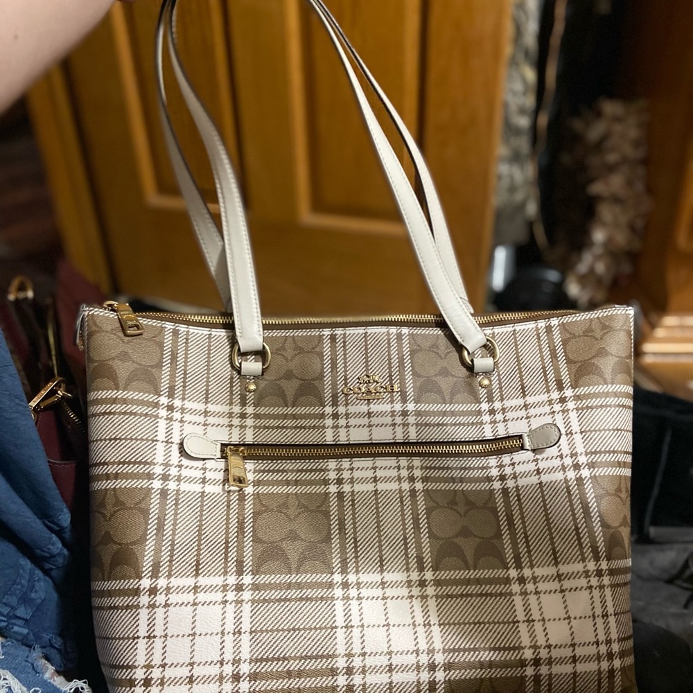 Coach Plaid Handbag/Tote/Purse